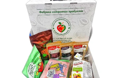 Подарунковий набір натуральних продуктів