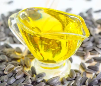 Купуємо соняшникову олію та шрот оптом