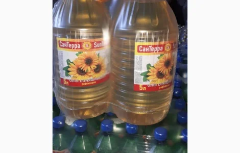 Пропонується рослинна олія різних марок