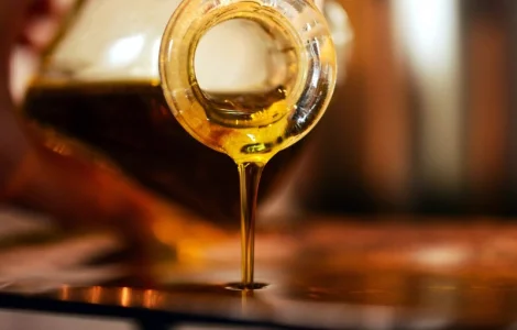 Продам соєву олію