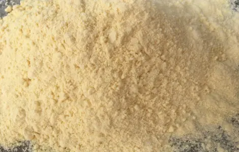 Продам кукурузную муку тонкого помола в мешках (розница