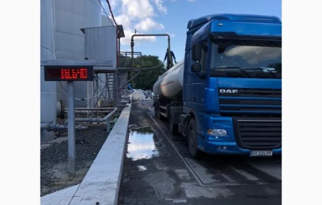 Удобрение жидкое азотное КАС 32