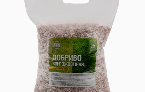 Минеральное удобрение для предотвращения пожелтения газона