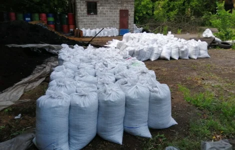 Чорнозем у мішках – продаж в Києві