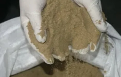 Рыбную мука отечественного производства и импортная с повышенным содержанием протеин