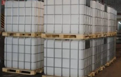 Дрожжи спиртовые, кормовые, жир куриный, адсорбент, известняк кормовой