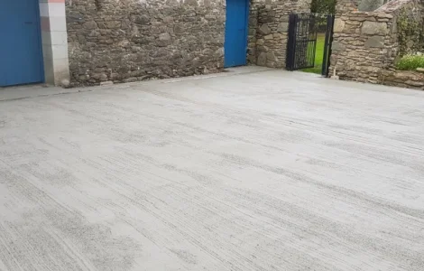 Бетонирование двора Бровары