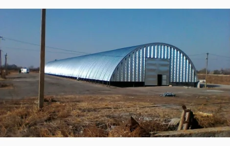 Производим и монтируем бескаркасные ангары и склады быстро "под ключ"
