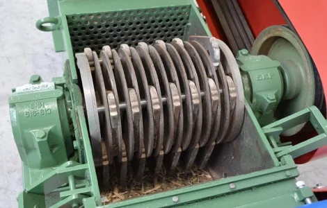 Ремонт щепорізів. Реставрація рубальних машин. Відновлення роторних млинів