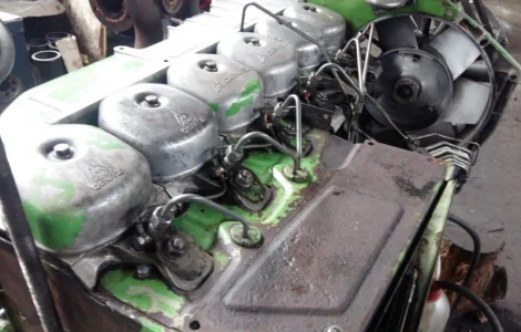 Ремонт двигателя DEUTZ BF6L913C комбайн Топ Лайнер