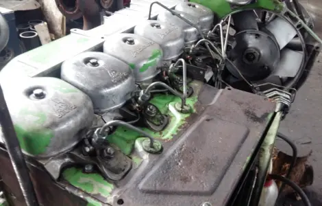 Ремонт двигателя DEUTZ BF6L913C комбайн Топ Лайнер