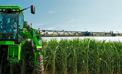 Услуги аренда самоходного опрыскивателя Луцк опрыскиватель десикация опрыскивание КРН