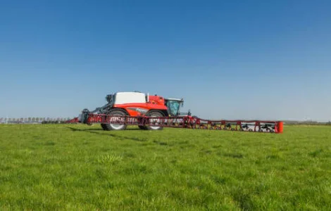 Услуги аренда самоходного опрыскивателя Кропивницкий десикация опрыскиватель опрыскивание