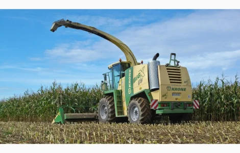 Окажем услуги пресс-подборщика аренда комбайна силосоуборочного косилка покос травы