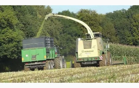 Услуги пресс-подборщика аренда силосного комбайна косилка покос трав сенаж Днепр