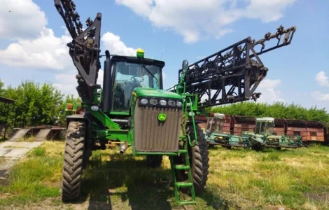 Надання послуг Оприскувача