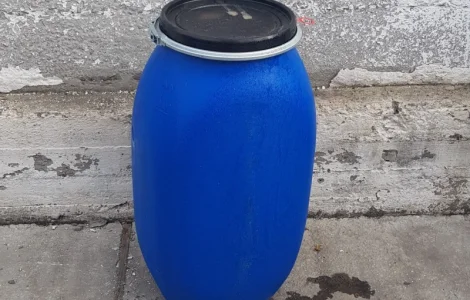 Бочка пластикова 125л. (б/в)