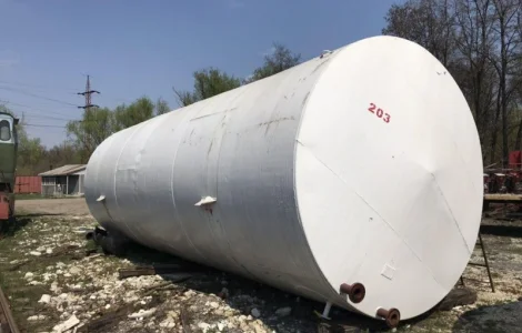 Металлические емкости для различных нужд