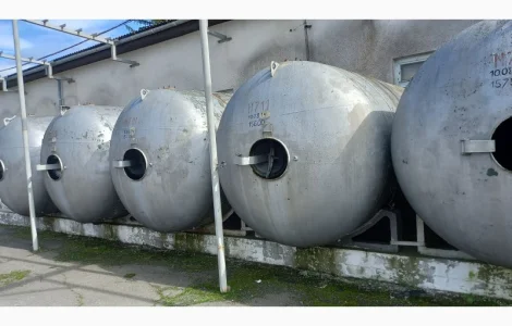 Бочка эмаль 16 - кубовая 5 х2 ємність діжка