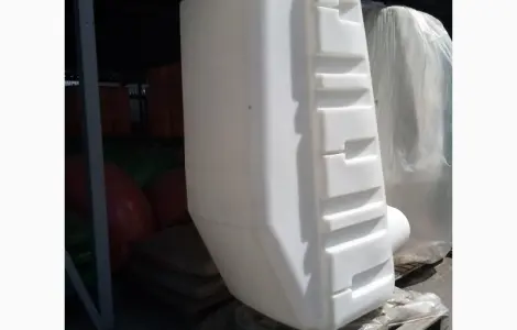 Бочки на причіпний обприскувач AGRO 2000 E