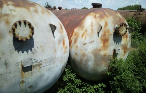 Продажа металлических ёмкостей б/у для различных нужд