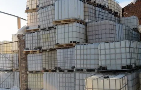 Продам б/у и новые еврокубы ( IBC контейнера) обьем 1000л мытые