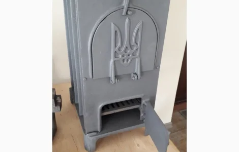 Печь чугунная большая 6 кВт с варочной поверхностью буржуйка