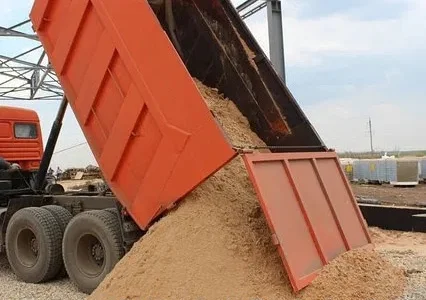 Пісок. Щебінь. Відсів. Чернозем. Підсипка (супісок