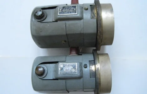 Эл.двигатель УВ-705-БС, 800 ВТ 320 В