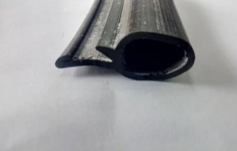 Резиновый уплотнитель