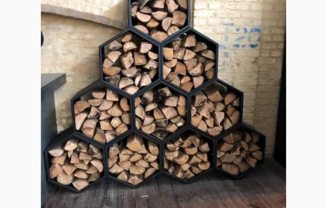 Дровница "Большая пирамида Соты"