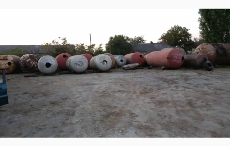 Дзот бункер бомбоубежище из бочек