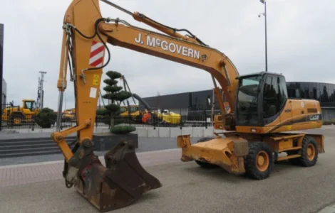 Колесный экскаватор Case WX210