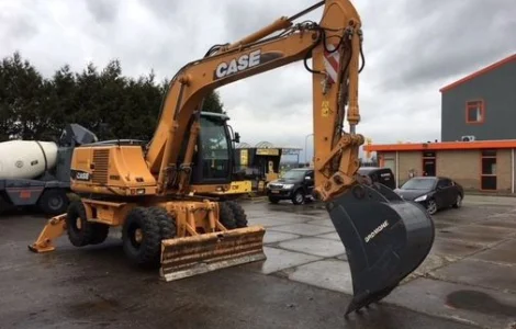 Колесный экскаватор CASE WX165