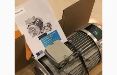 Електродвигун Siemens 1LE1003-0EB42-2FA4