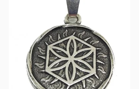 Слов'янський оберіг з полірованої сталі