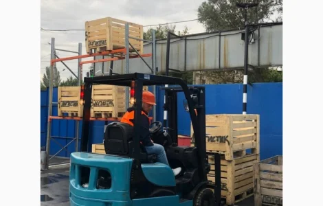 Навчання професії "водій навантажувача" за 5 днів