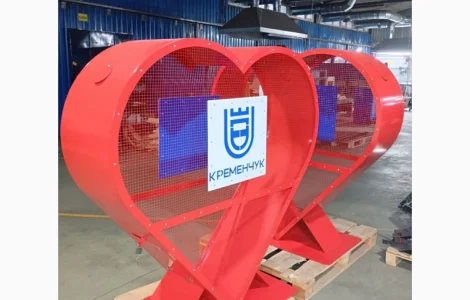 Контейнер для ПЕТ у формі серця