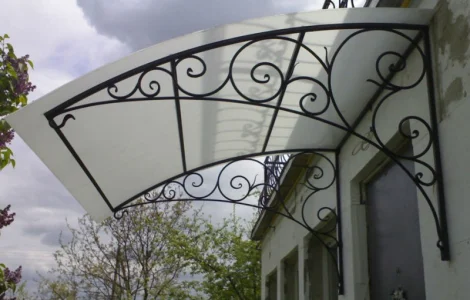 Козырек навесы над входом Запорожья