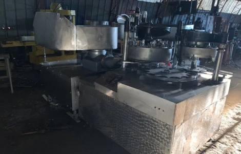 Наполнитель-дозатор мяса В2-ФНА для консервирования