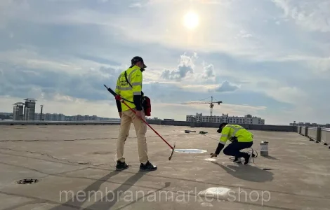 Професійна діагностика стану мембранної покрівлі