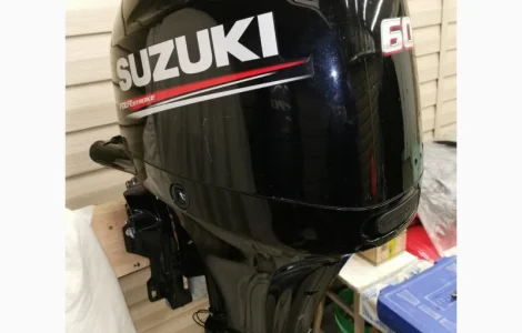 Продам лодочный мотор Suzuki - 60