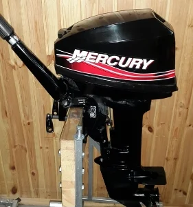 Продам лодочный мотор б/у Mercury - 15 M