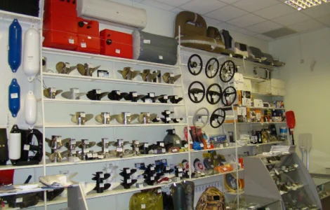 Запчасти к лодочным у мотору