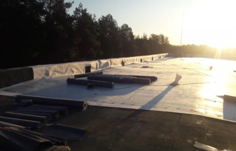 Устройство ремонт кровли ПВХ мембраной в Никополе