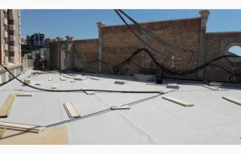 Капитальный ремонт кровли с применением ПВХ мембран в Мелитополе