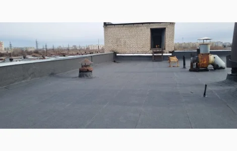 Покрівельні роботи єврорубероїдом