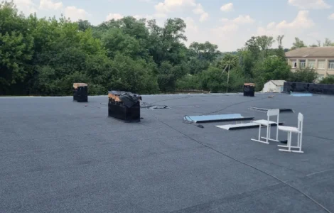 Ремонт та влаштування покрівлі