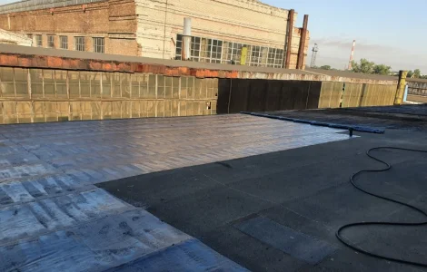 Покрівельні роботи євроруберойду