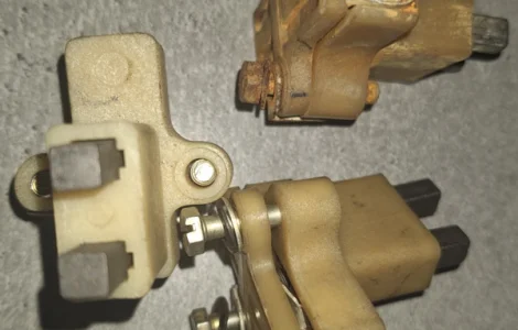 Щітковий вузол генератора а/м УАЗ